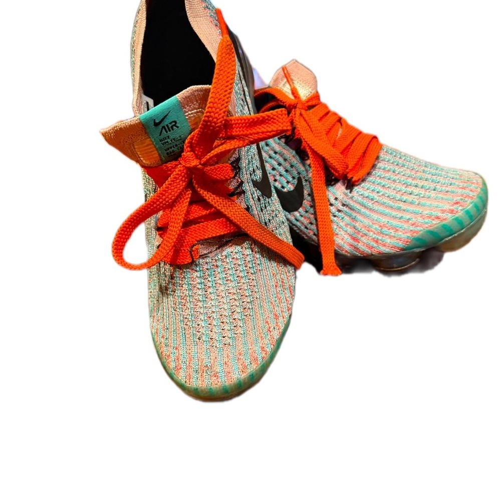 Nike Women's Vapormax Flyknit Multicolor Running Shoes - Picture 2 of 8